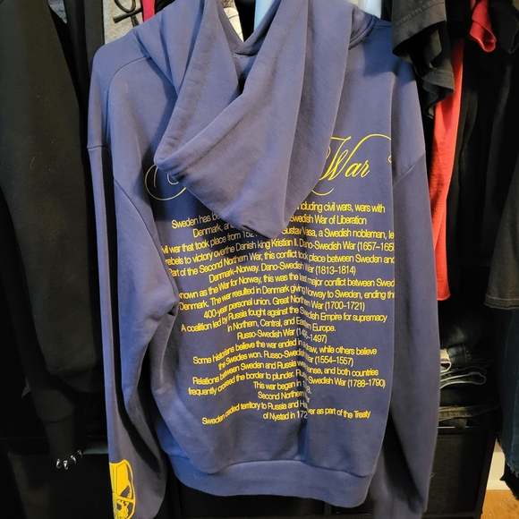 Peaceinwar Sweden Hoodie - Picture 4 of 5